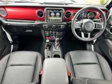 https://riyasewana.com/uploads/jeep-gladiator-rubicon-1317144836.jpg