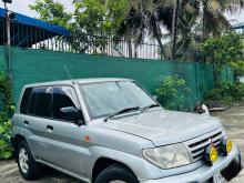 Jeep Mitsubisi 2002 SUV