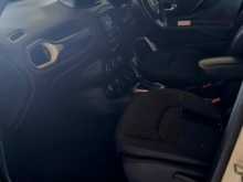https://riyasewana.com/uploads/jeep-renegade-2695736135.jpg