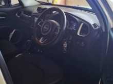 https://riyasewana.com/uploads/jeep-renegade-2695736604.jpg
