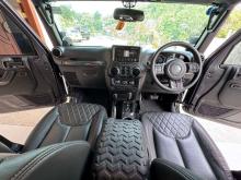 https://riyasewana.com/uploads/jeep-wrangler-151155086154.jpg
