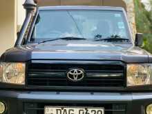 Toyota Land Cruiser 2018 SUV