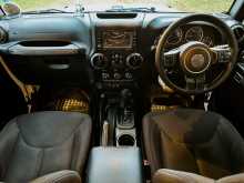 https://riyasewana.com/uploads/jeep-wrangler-sport-2016-2714124012514.jpg