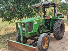 John-Deere 50-45 2016 Tractor