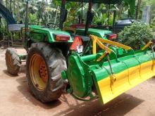 https://riyasewana.com/uploads/john-deere-5045d-1320063317675.jpg