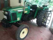 John-Deere 5203 2011 Tractor