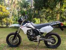 https://riyasewana.com/uploads/kawasaki-d-tracker-141046184192.jpg