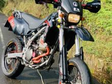 https://riyasewana.com/uploads/kawasaki-d-tracker-1622101524391.jpg