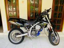 https://riyasewana.com/uploads/kawasaki-d-tracker-1713152213263.jpg