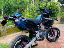 https://riyasewana.com/uploads/kawasaki-d-tracker-2522441622953.jpg