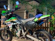 https://riyasewana.com/uploads/kawasaki-d-tracker-268244314003.jpg