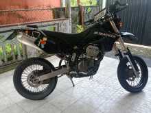 Kawasaki D Tracker 2005 Motorbike