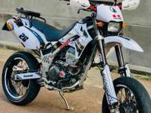 https://riyasewana.com/uploads/kawasaki-d-tracker-40372522042.jpg