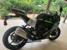 Kawasaki Ninja ZX25R SE 2026 Motorbike