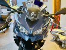 Kawasaki Ninja ZX25R SE 2025 Motorbike