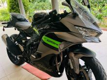 Kawasaki Ninja ZX25R SE 2026 Motorbike
