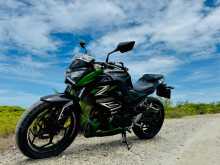 Kawasaki Z250 2014 Motorbike