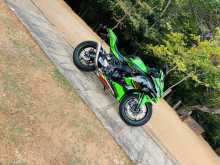 Kawasaki Zx25r 2024 Motorbike