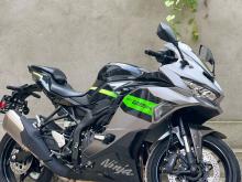 Kawasaki ZX25R SE 2026 Motorbike