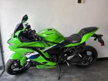 Kawasaki Zx25rr 2026 Motorbike