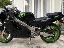 Kawasaki ZXR 250 2001 Motorbike