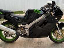 https://riyasewana.com/uploads/kawasaki-zxr-250-513180413902.jpg
