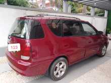 https://riyasewana.com/uploads/kia-7-seat-2005-120020512972.jpg