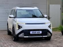 Kia CARENS 2025 SUV