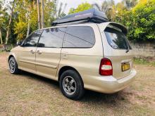 Kia Carnival 2000 SUV