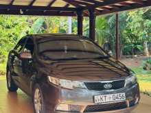 https://riyasewana.com/uploads/kia-cerato-217583422792.jpg