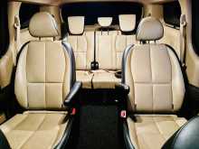 https://riyasewana.com/uploads/kia-grand-carnival-2015-104352912234.jpg
