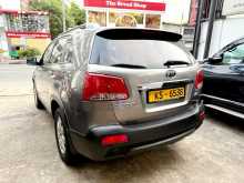 https://riyasewana.com/uploads/kia-kia-soranto-2012-118151412824.jpg