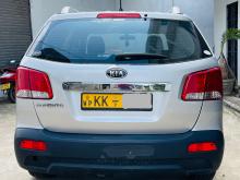 https://riyasewana.com/uploads/kia-kia-sorento-2421034617026.jpg