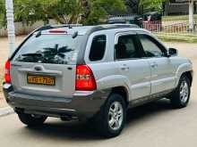 https://riyasewana.com/uploads/kia-kia-sportage-2939484712.jpg