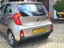 https://riyasewana.com/uploads/kia-picanto-112317564203.jpg