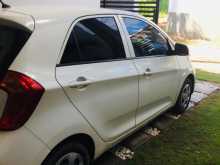 https://riyasewana.com/uploads/kia-picanto-2016-2421113312242.jpg