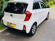 https://riyasewana.com/uploads/kia-picanto-2016-719551012013.jpg