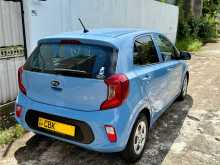 https://riyasewana.com/uploads/kia-picanto-2017-910283512532.jpg