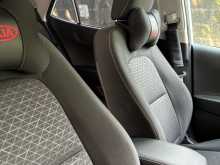 https://riyasewana.com/uploads/kia-picanto-highest-grade-21181701544.jpg