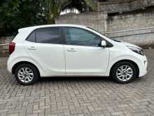 https://riyasewana.com/uploads/kia-picanto-highest-grade-27105209385.jpg