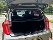 https://riyasewana.com/uploads/kia-picanto-sports-2016-2214393712383.jpg