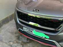 https://riyasewana.com/uploads/kia-seltos-gt-3114426955.jpg