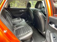https://riyasewana.com/uploads/kia-seltos-gt-3116425417395.jpg