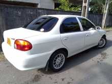 Kia Sephia 2000 Car