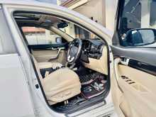 https://riyasewana.com/uploads/kia-sorento-1-12-1512105022703.jpg