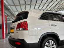 https://riyasewana.com/uploads/kia-sorento-1-12-2012-1322271512484.jpg