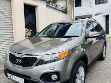 Kia Sorento 1-12 Options 2012 SUV