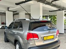 https://riyasewana.com/uploads/kia-sorento-1-12-519081317414.jpg