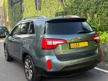 https://riyasewana.com/uploads/kia-sorento-1-14-2014-1417205412683.jpg