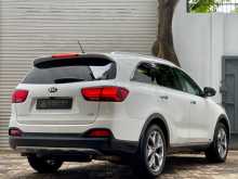 https://riyasewana.com/uploads/kia-sorento-1-20-2063703793.jpg